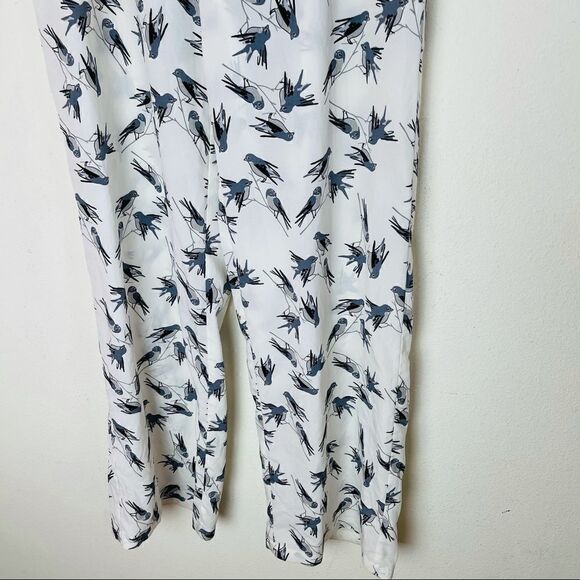 EUC Forever 21 White Birds Printed Pants Medium - Picture 4 of 7